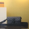 루이 비통 몽수리 웨어러블 월릿 - M83567-2586