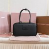 미우미우 보 미디엄 가죽 탑 핸들 백 블랙 5BB172-3005