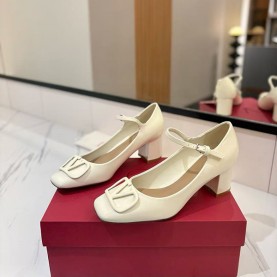 발렌티노 V로고 슬링백 힐 펌프스-3786